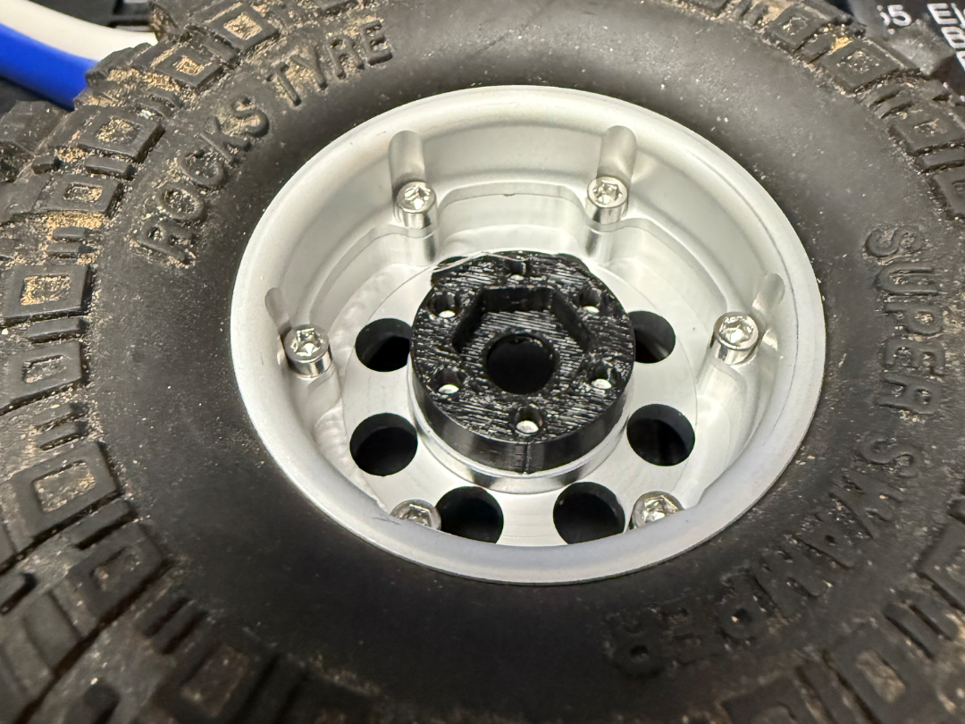 "SLW" RC Wheel Hub Centers