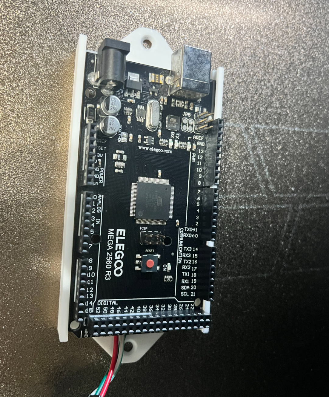 Arduino MEGA holder (Hollow)