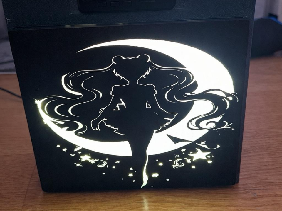 saylor moon music box /light box