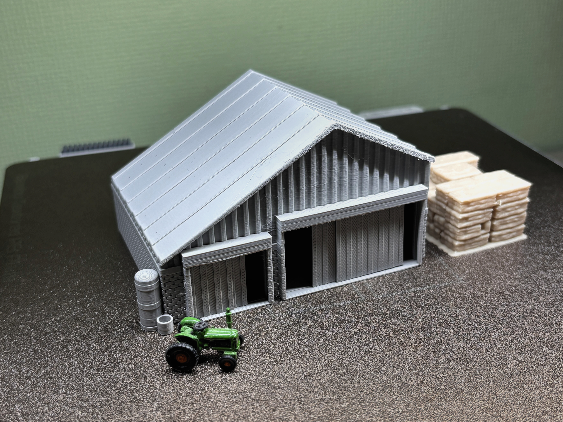 N Scale / Gauge Barn (Model Railway)