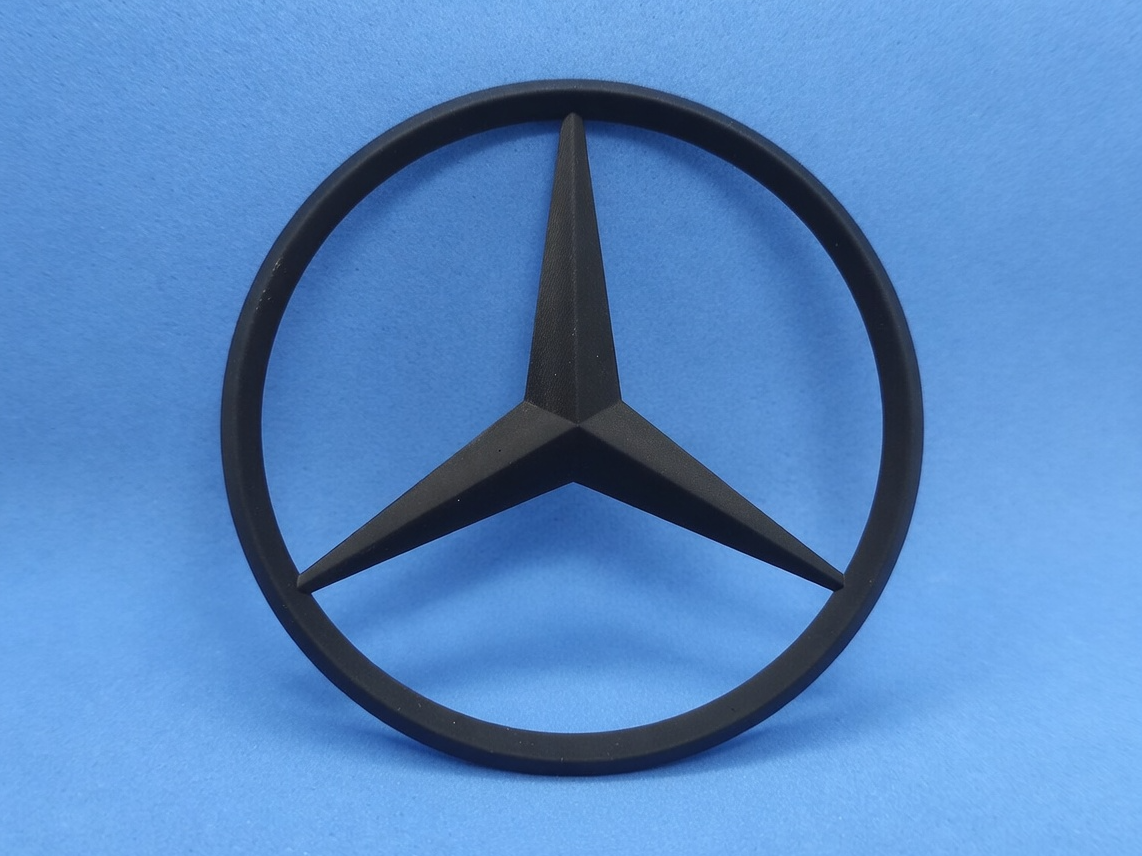 Mercedes Emlbem