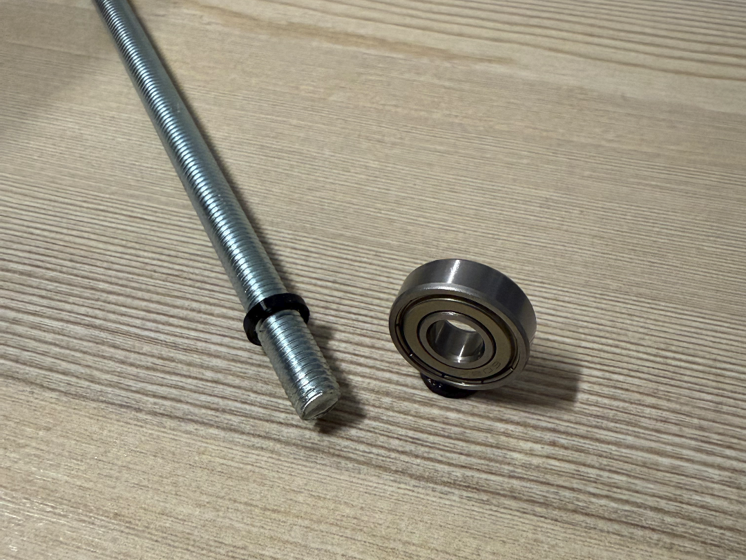 Spacer for 608 bearing + M8