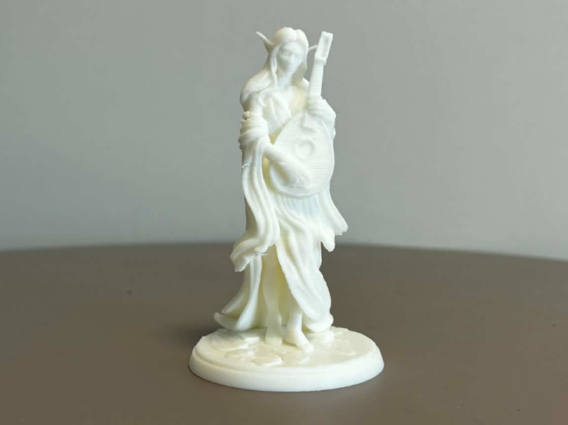Female elven bard with lute DnD tabletop mini