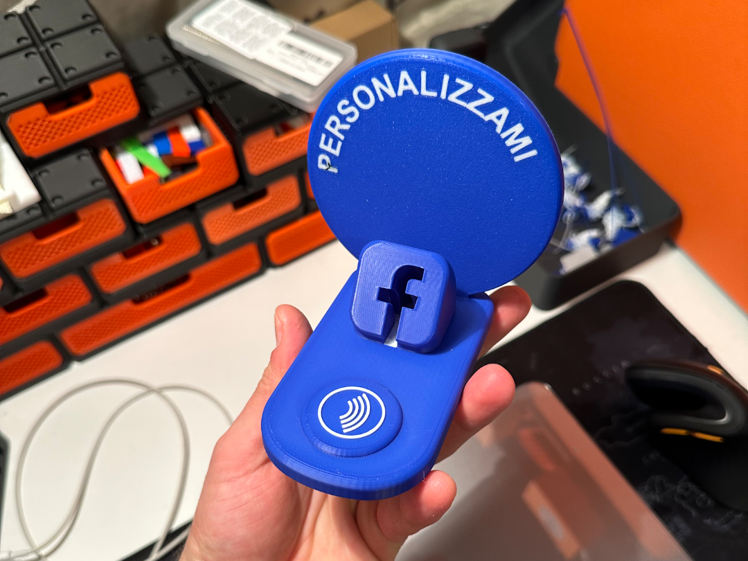 Supporto NFC FACEBOOK