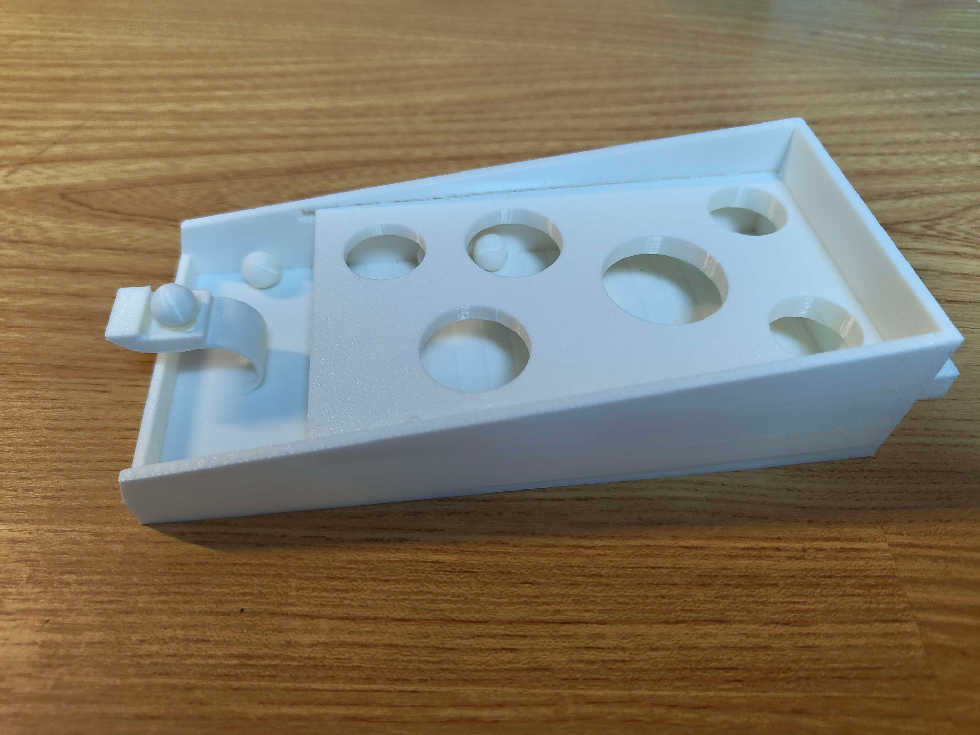 Simple Tabletop Skeeball