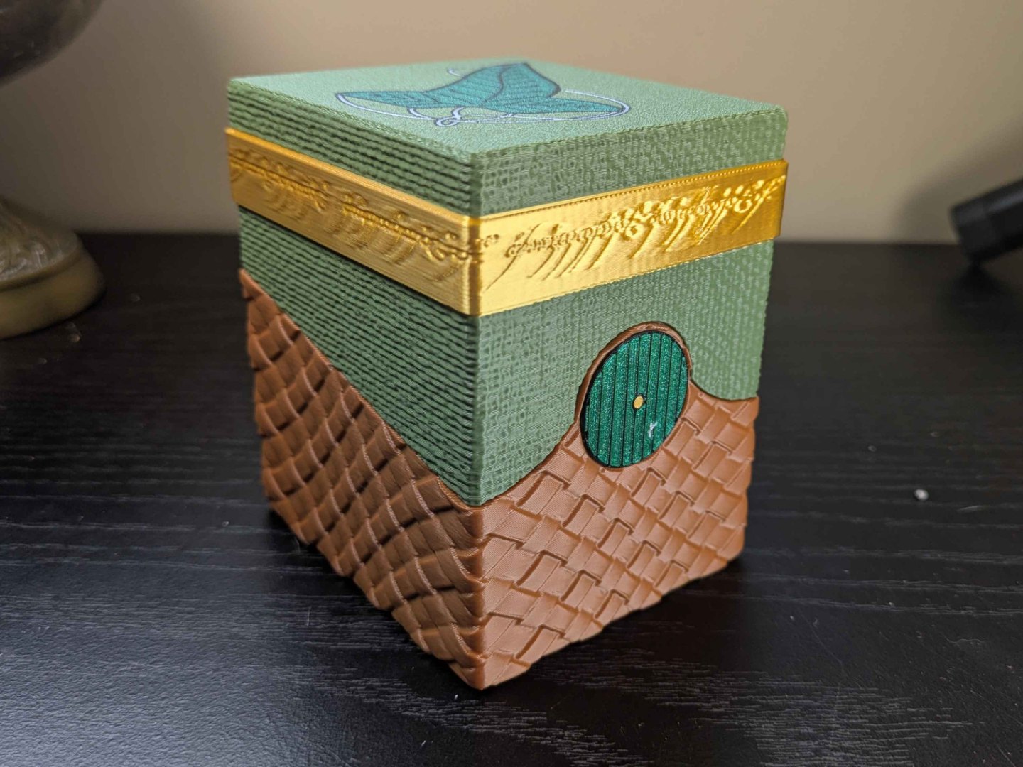 Baggins Deckbox - Medallion Series