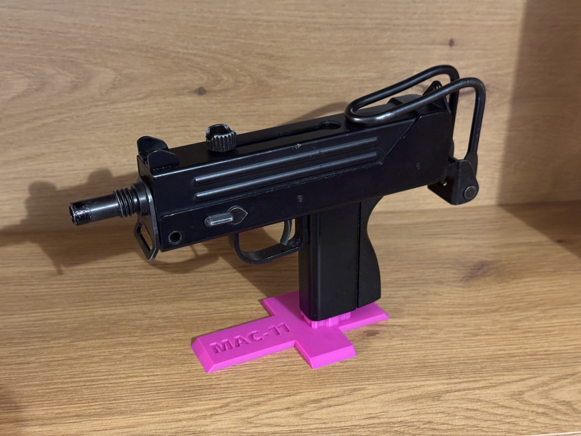 Airsoft KWA MAC-11 Display Stand
