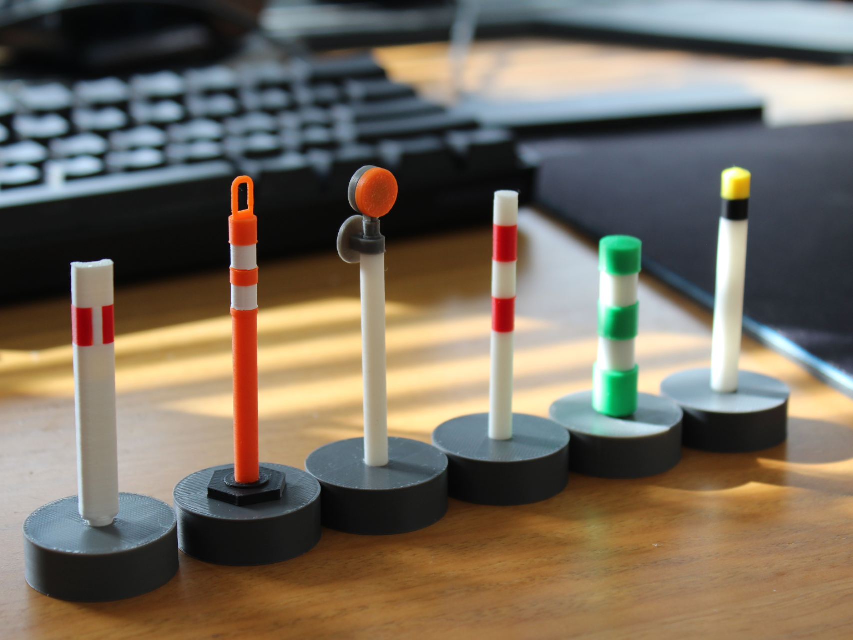Geoguessr Desk Bollards Set of 6 (SET D) (No AMS)