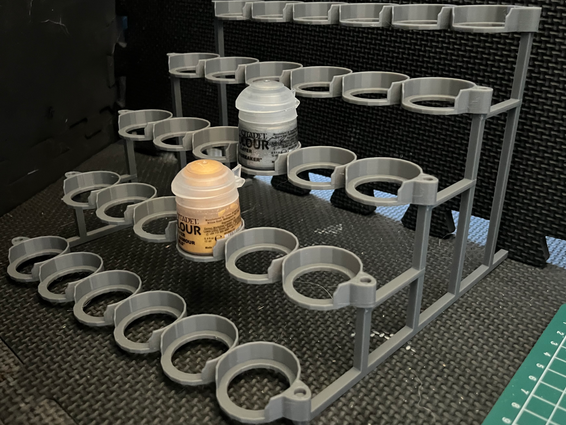 30 Bottle Citadel Paint Rack 76.5g