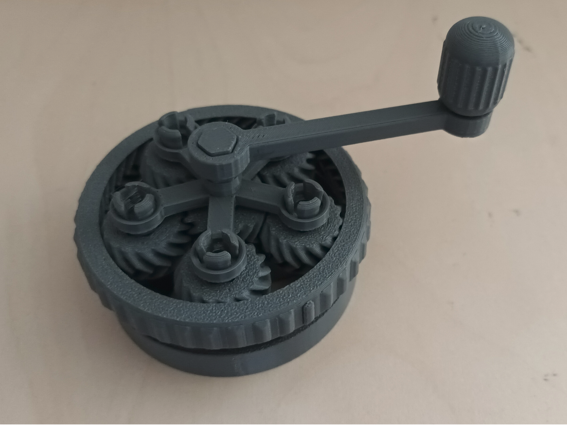 Mini fan fidget