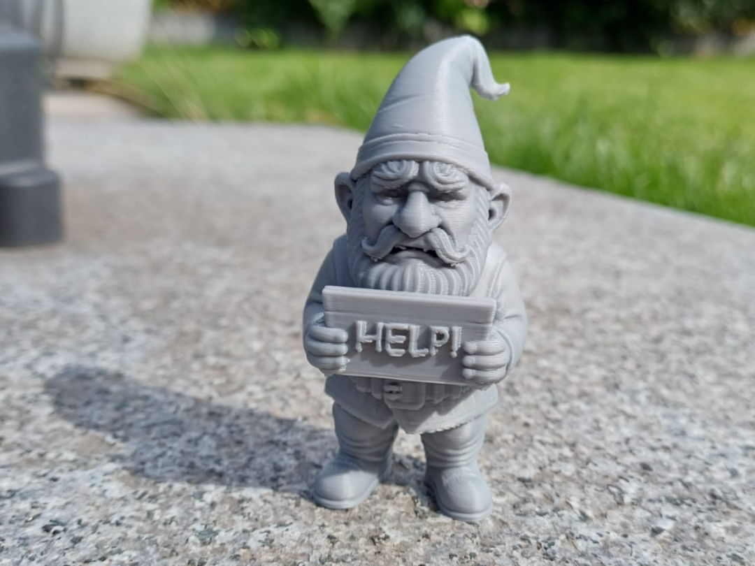 "Distress Gnome – Send Help, Please!"