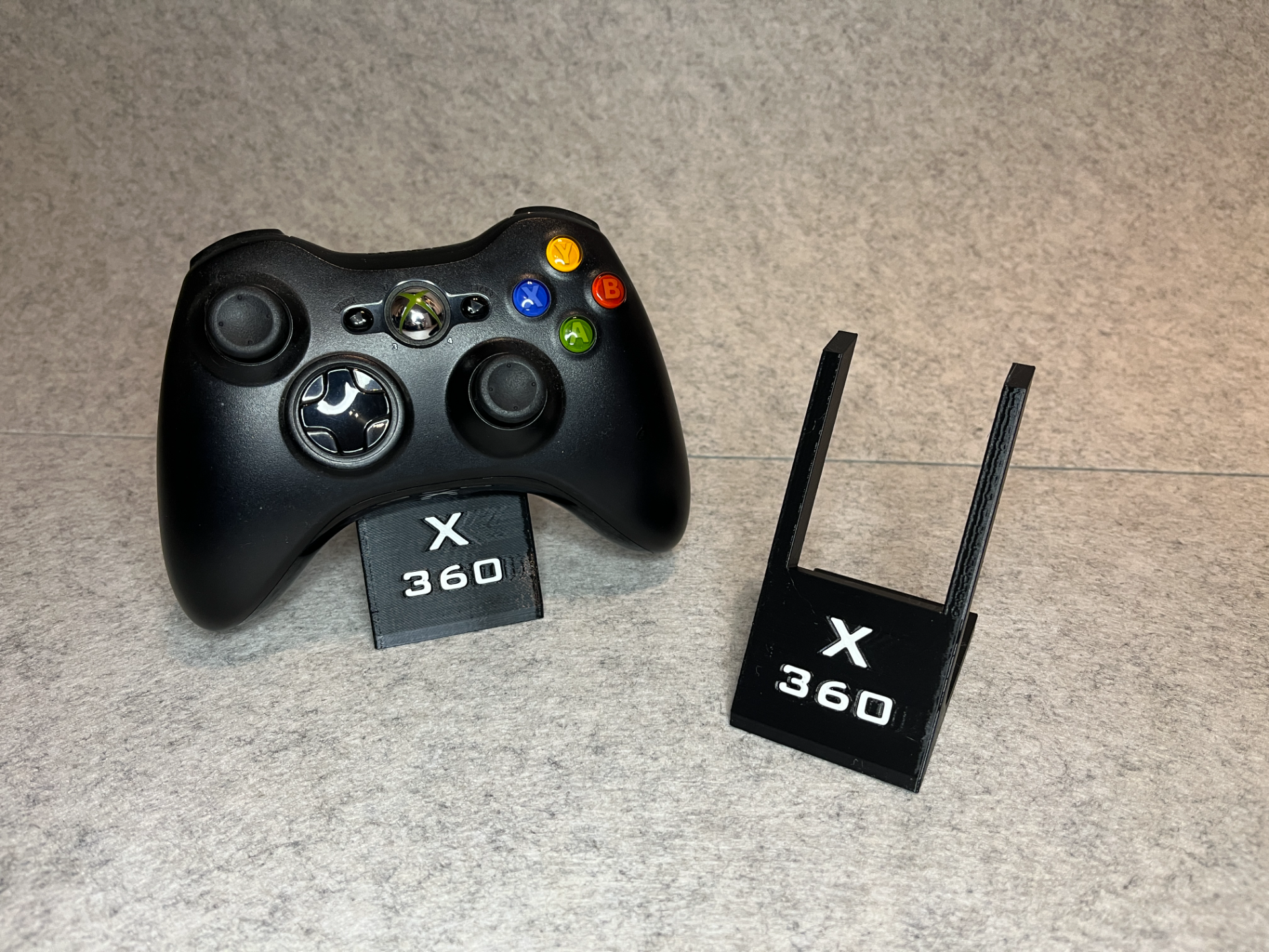 Controller stand for Xbox 360 controller