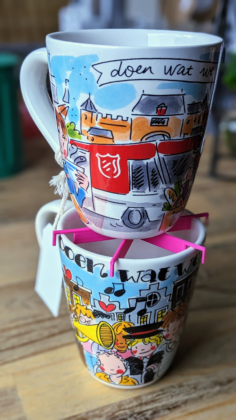 Mug stacker / display tool