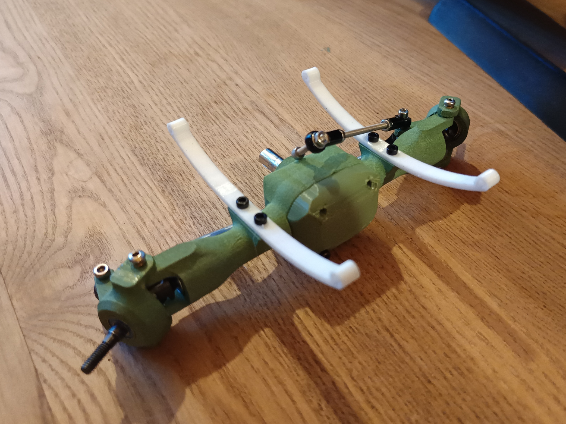 Essieux à différentiel avant RC truck 8x8 1/10