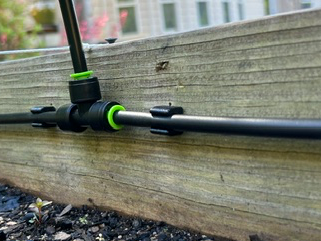 Brackets for garden irrigation systems - 1/4"