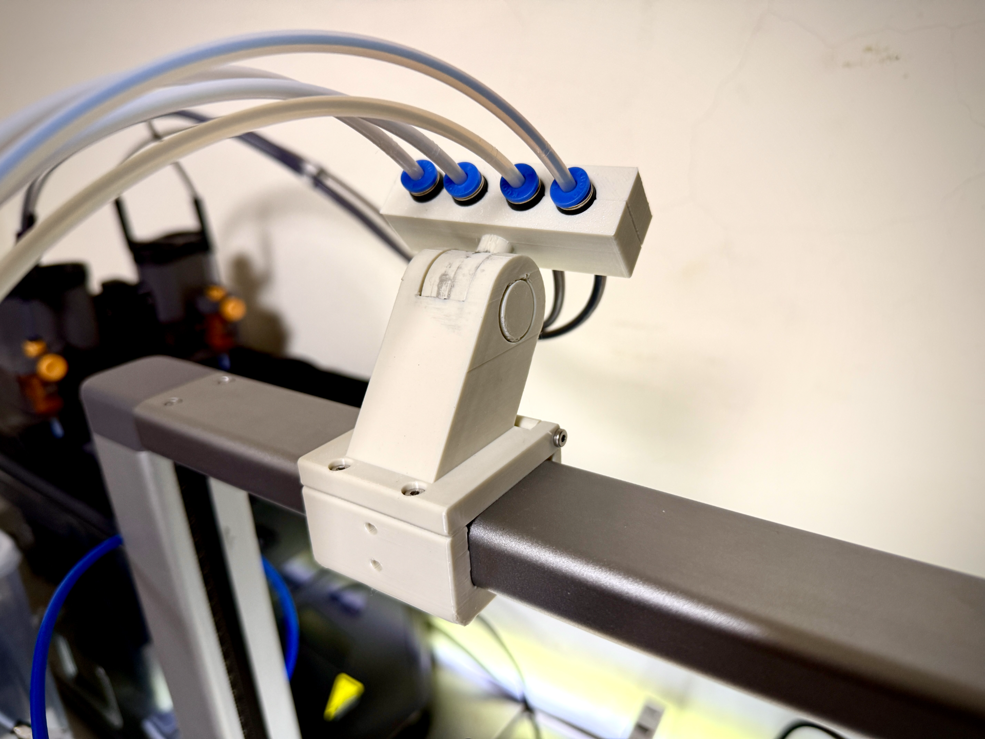 A1 Air Push top bracket