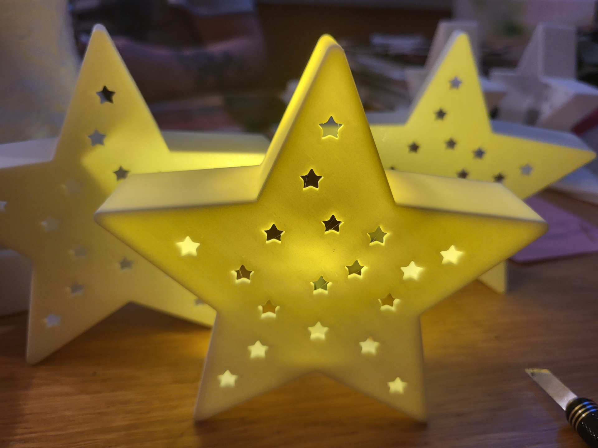 Weihnachtsstern mit Beleuchtung