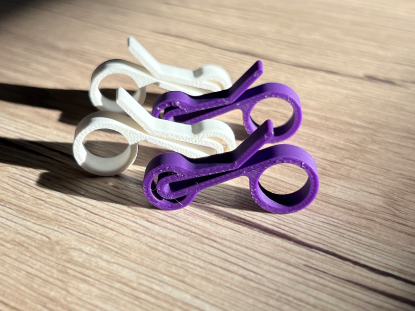 Small clip for herb bags etc.