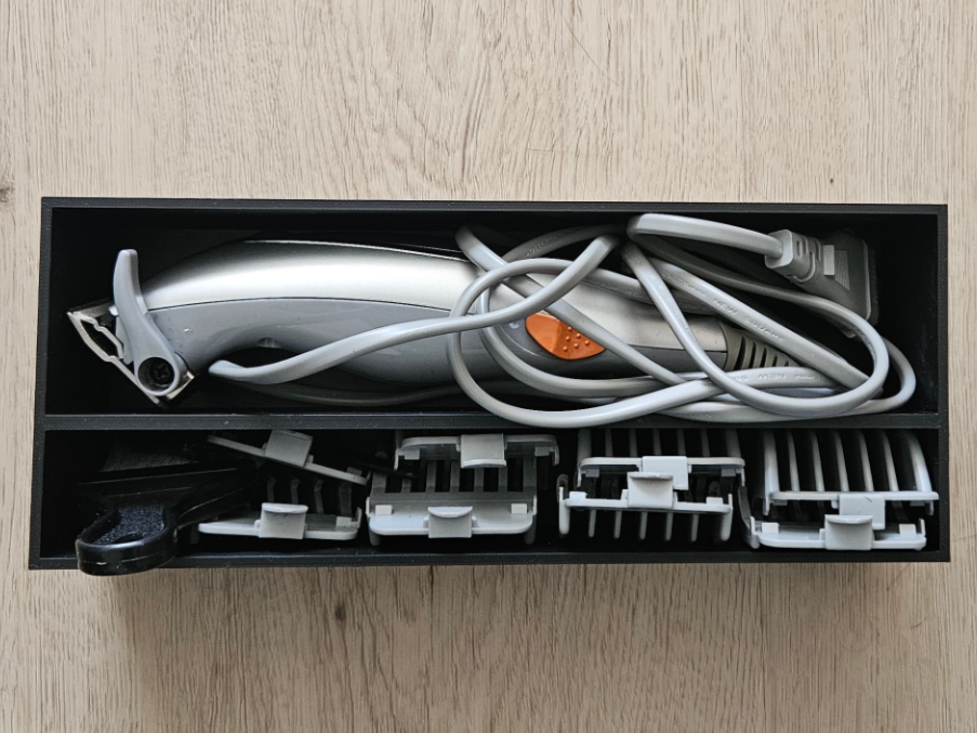 V2 Electric razor storage box