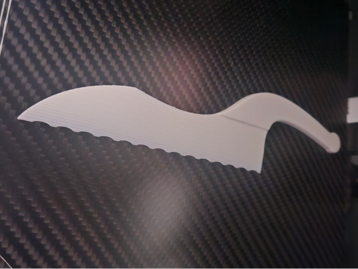 Safe edge Serrated Knife