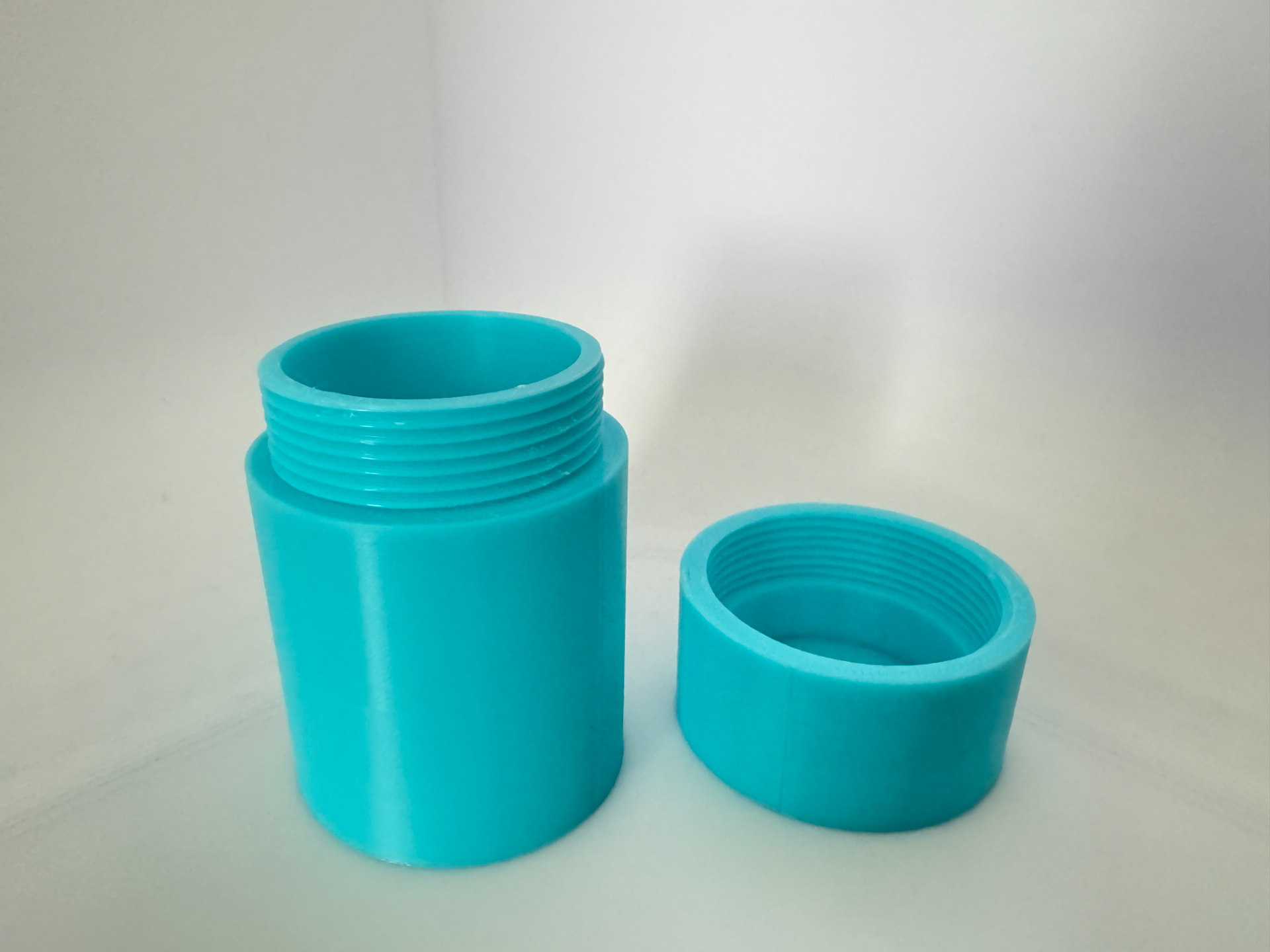 Small Screw Container