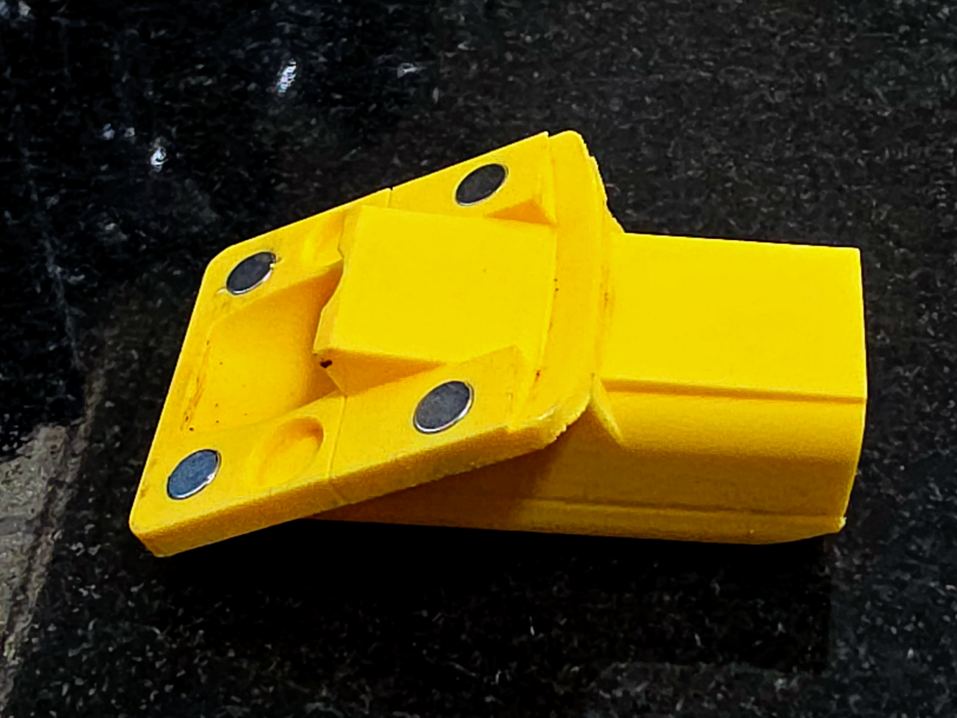 DF64v Grinder Spout