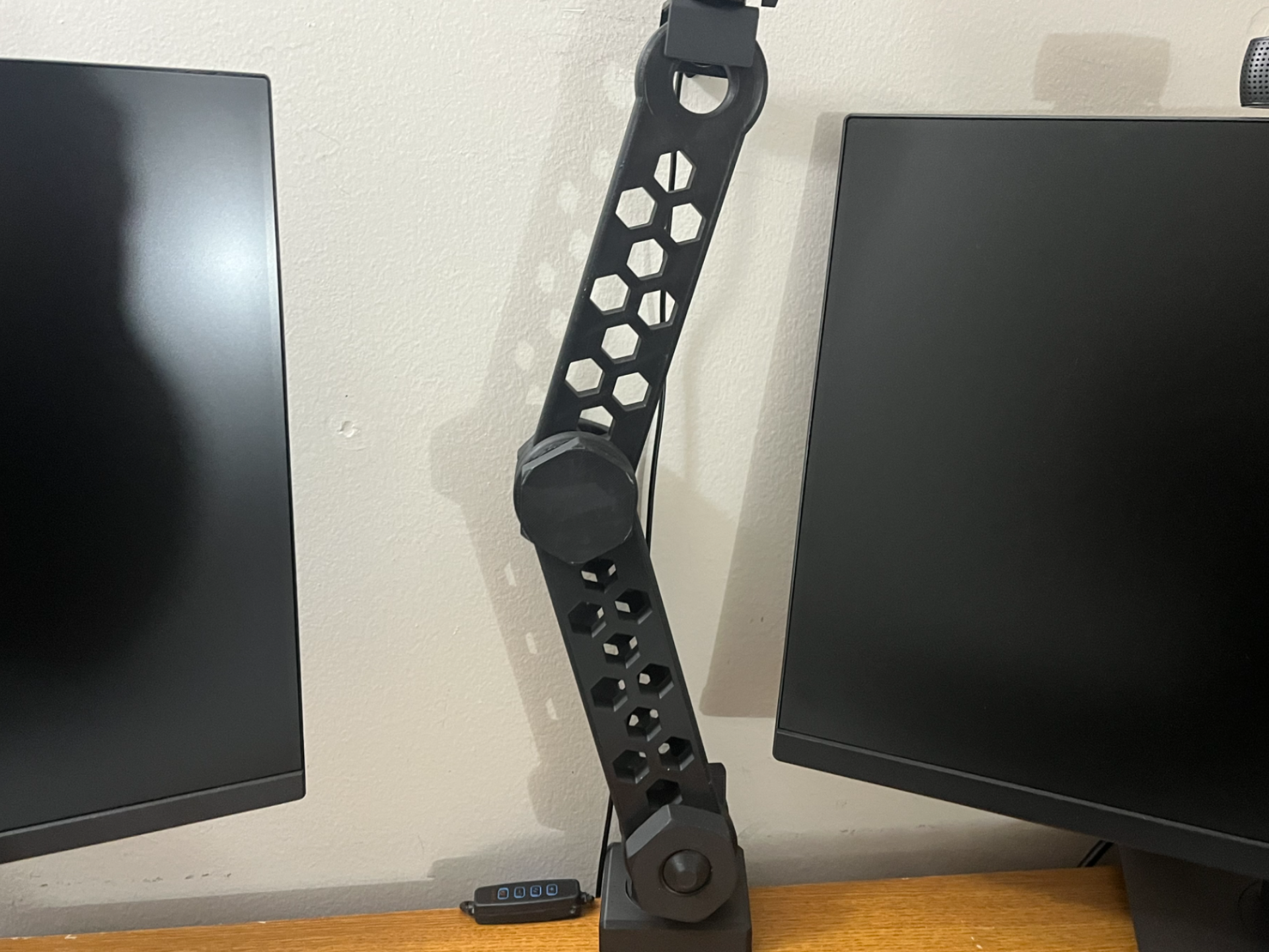 Boom arm