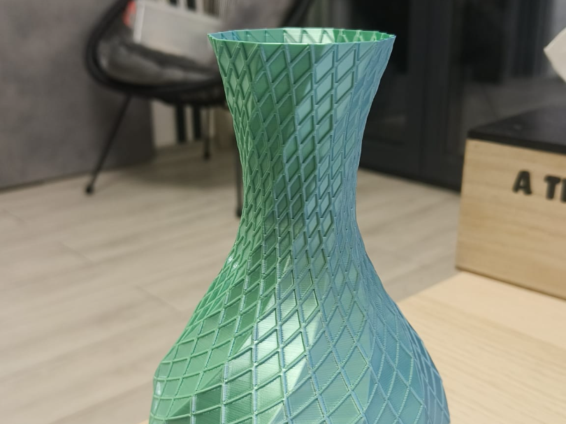 0002_AF_Vase_Bialya_QOI_P2S_0.8_H223_SP60-150_2h30