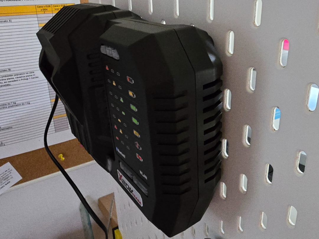 Parkside Skadis 20V Smart Charger Holder