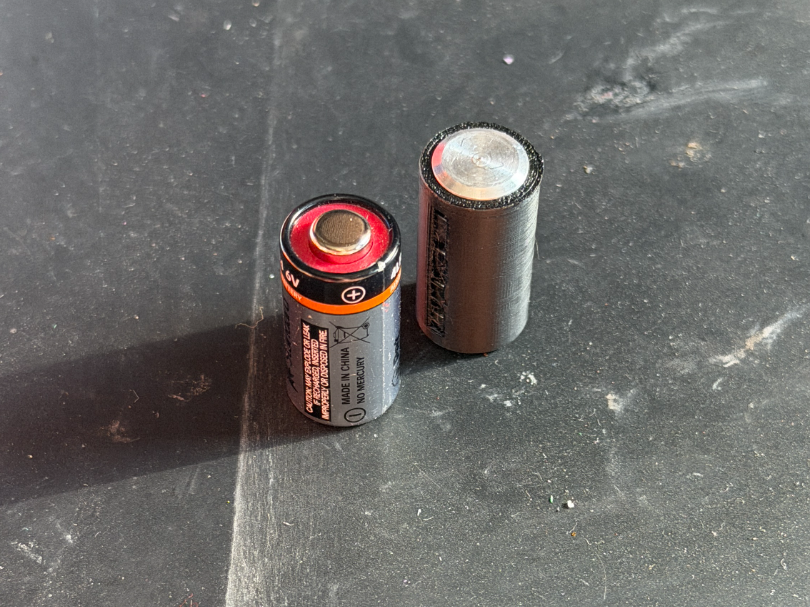 4LR44 battery adapter
