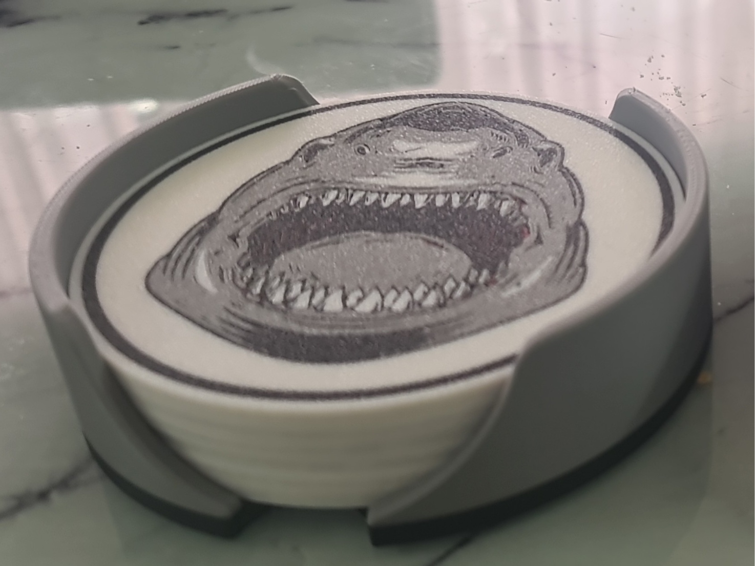 Posavasos Tiburon