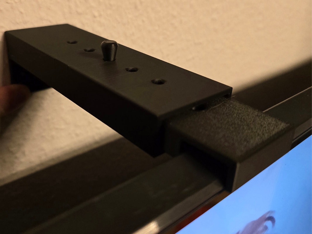 TV Halter / Kippschutz