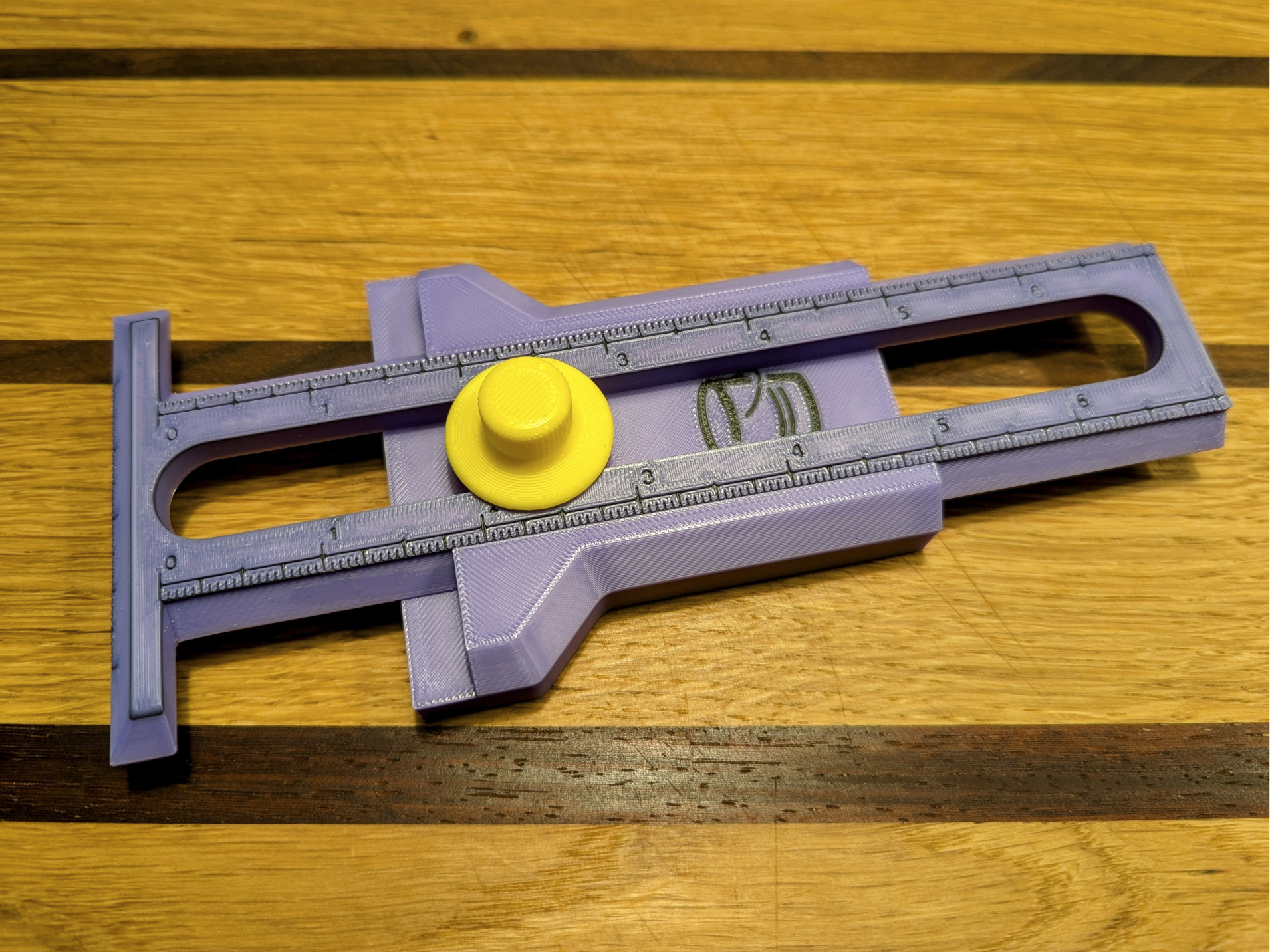Parallel Marking Gauge with Imperial Scale