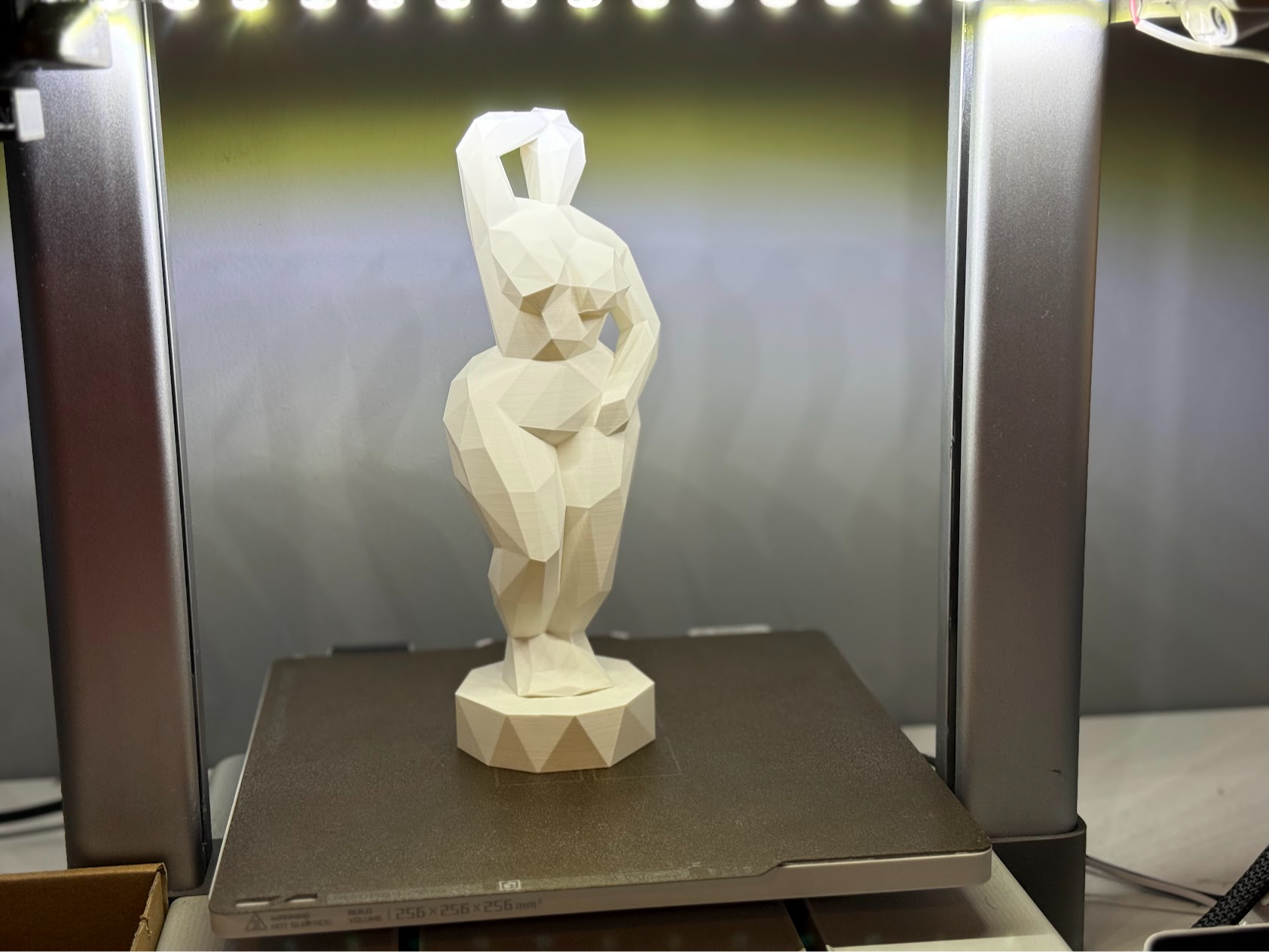 Low-Poly Elegant Woman Statue