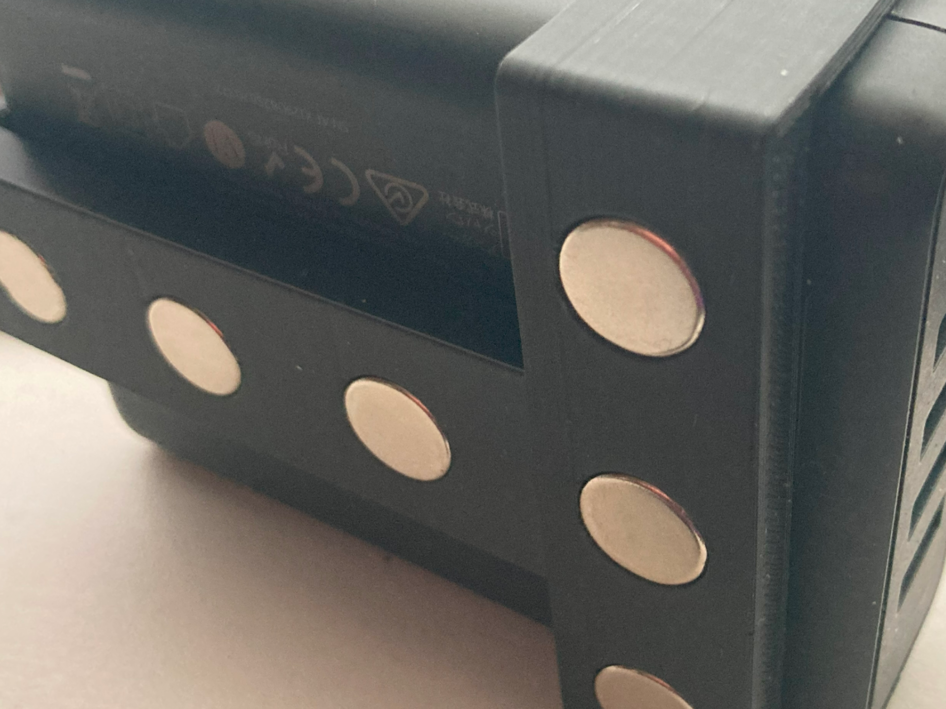 Anker PowerPortSpeed5-MagneticHolder