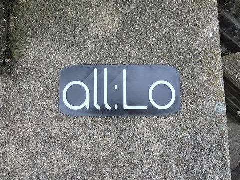 All:Lo Pendant