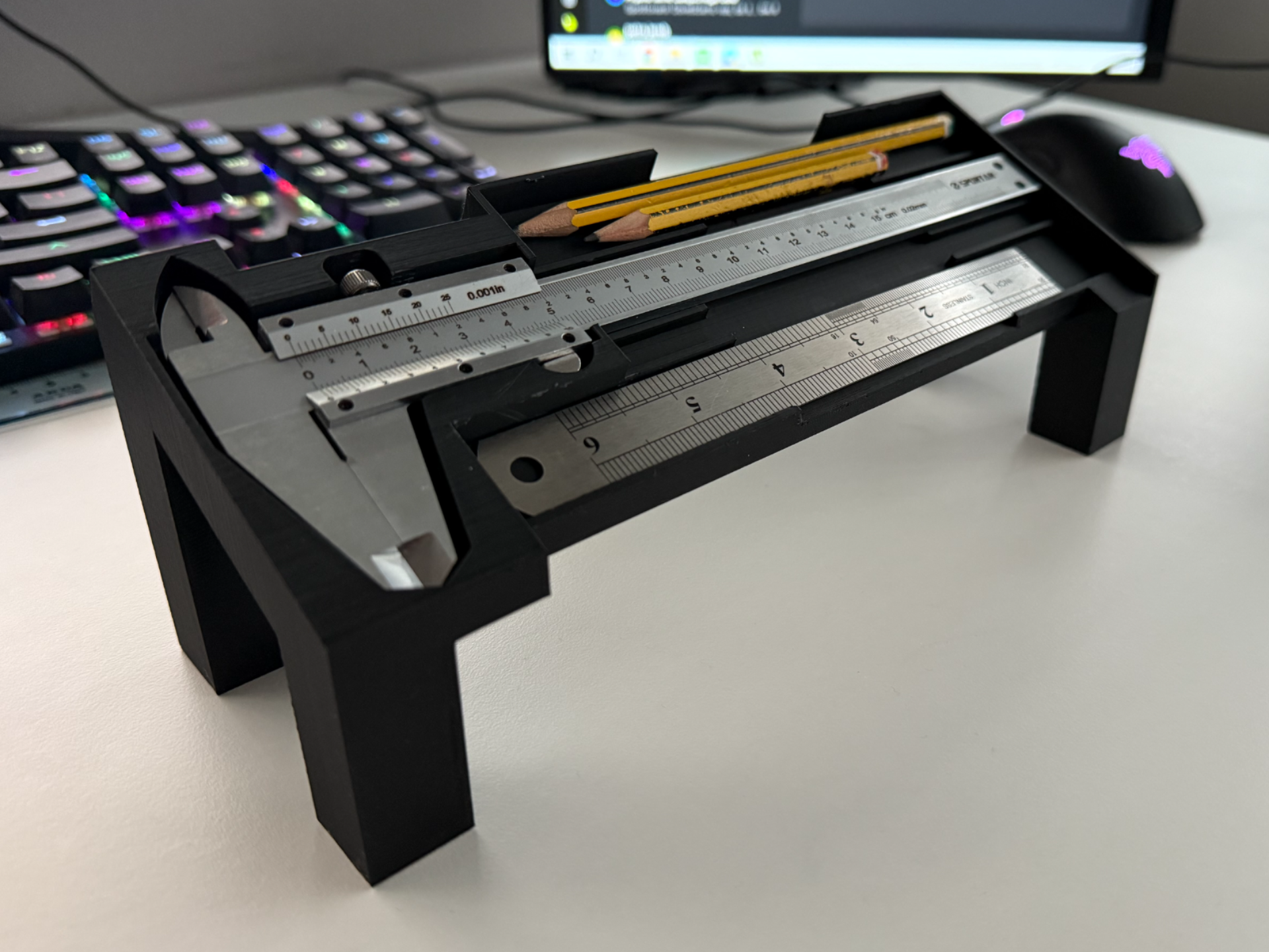 Calliper stand (SPURTAR)
