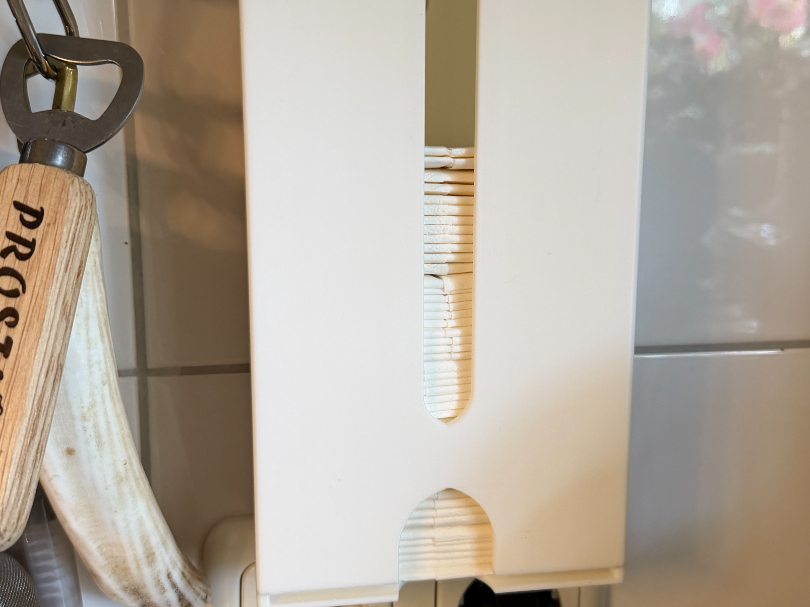Taschentuchspender zur Wandmontage