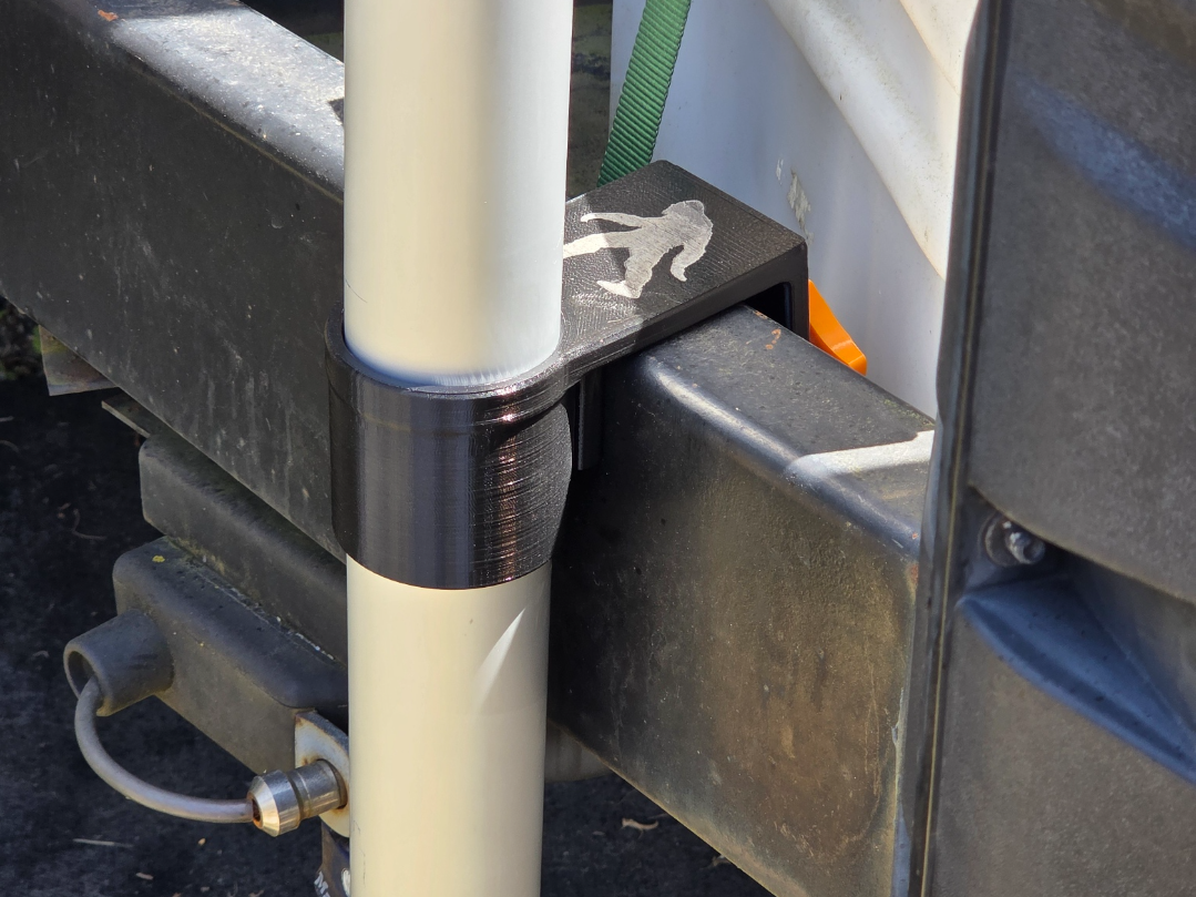 RV frame Starlink pole mount