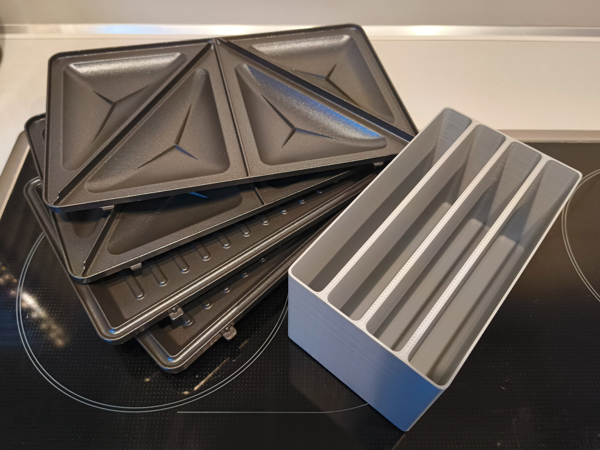 Plate holder for Philips 3-in-1 sandwich maker