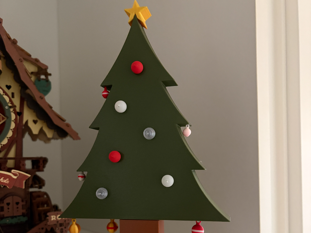 Christmas tree with 3V LED