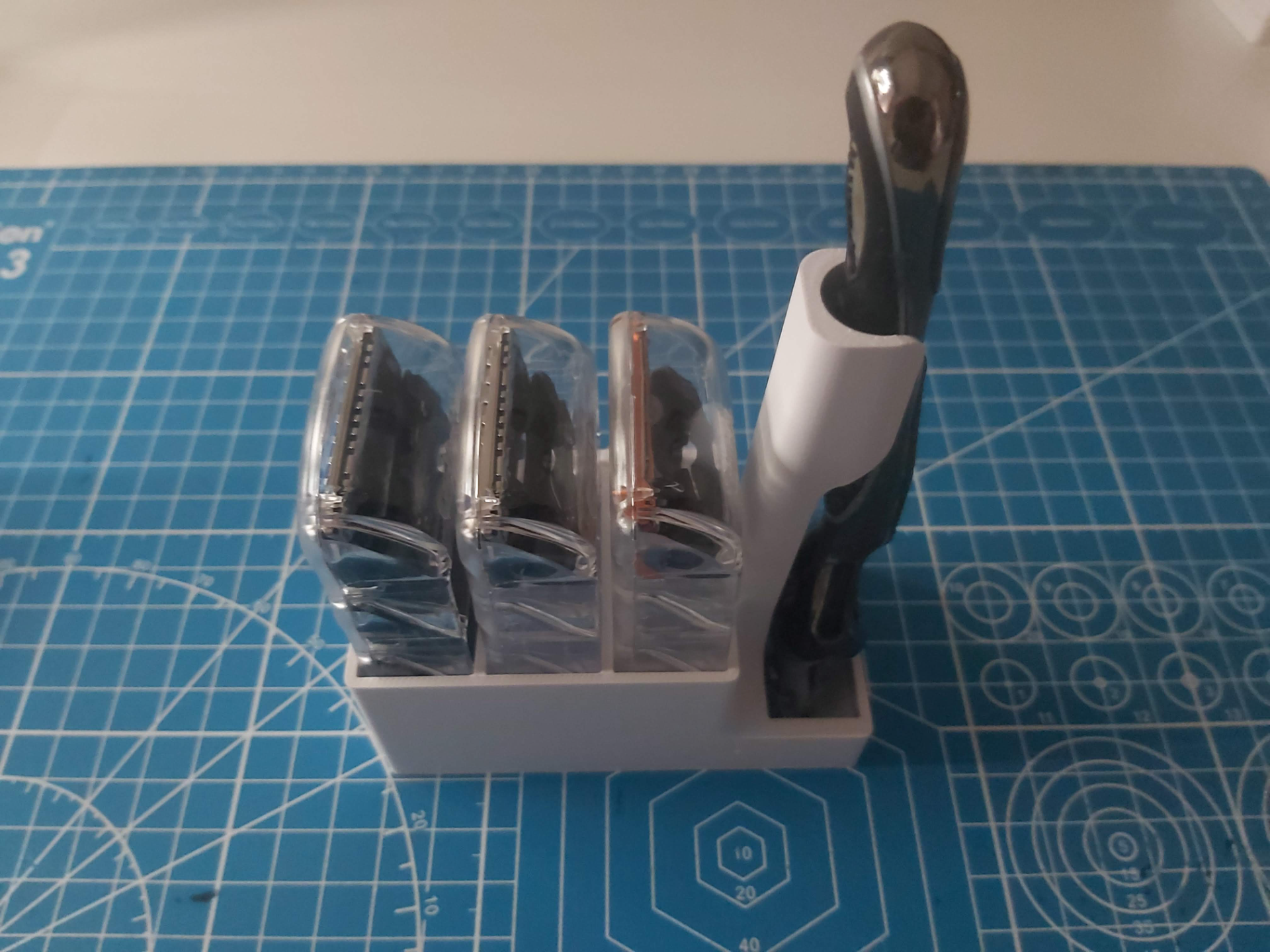 Scatola Gillette con lamette di ricambio