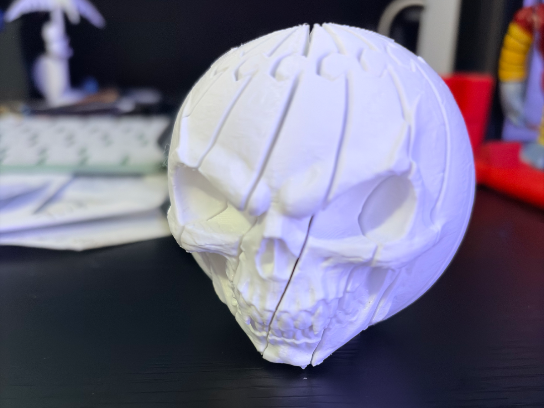 Skull Head Twisty Spiral
