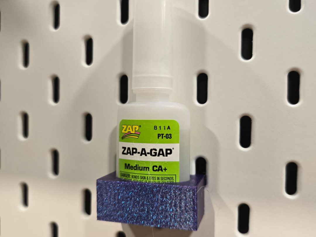 ZAP A GAP CA Glue Holder for SKADIS (0.5oz)