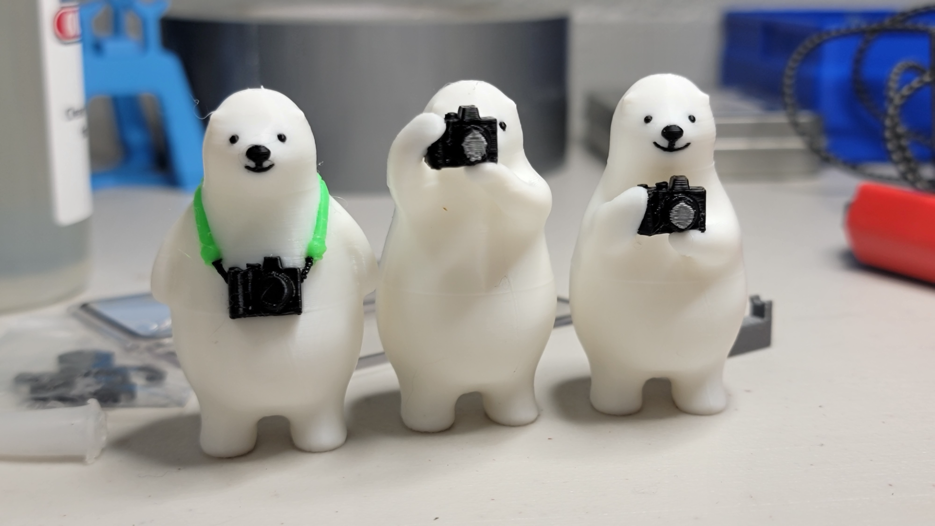 KUMATY: Camera Polar Bears Multicolor