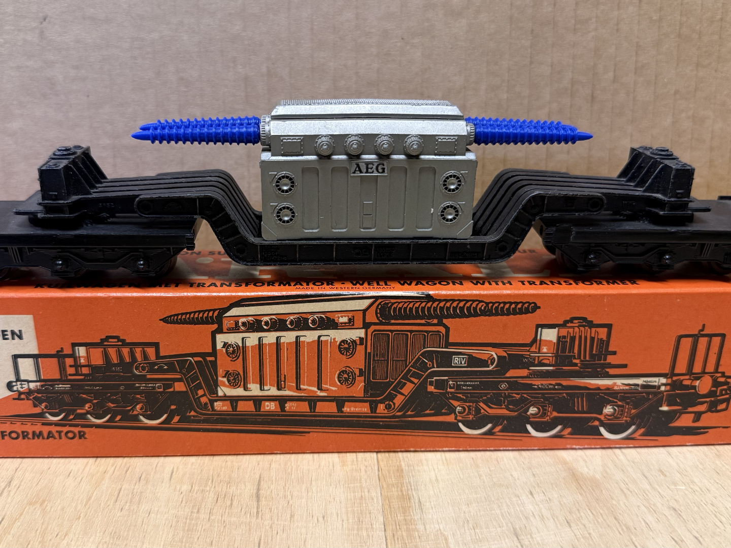 Marklin H0 Isolator Tiefladewagen 4617