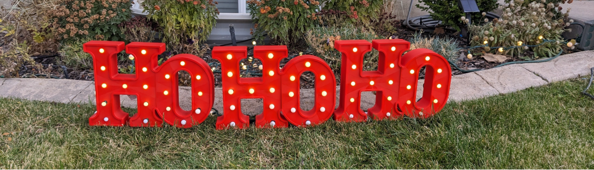 Light up Hohoho sign