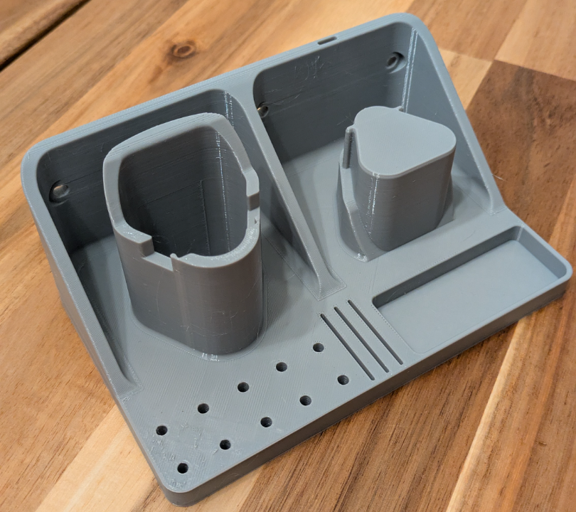 Dremel 8240 + accessories holder