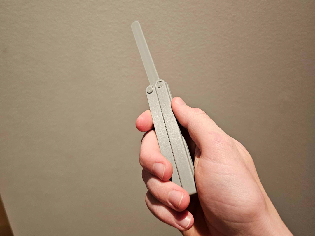 Simple butterfly knife
