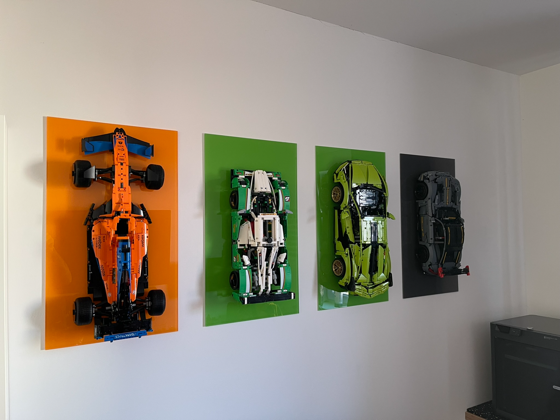 LEGO McLaren F1 Wallmount Plexiglass